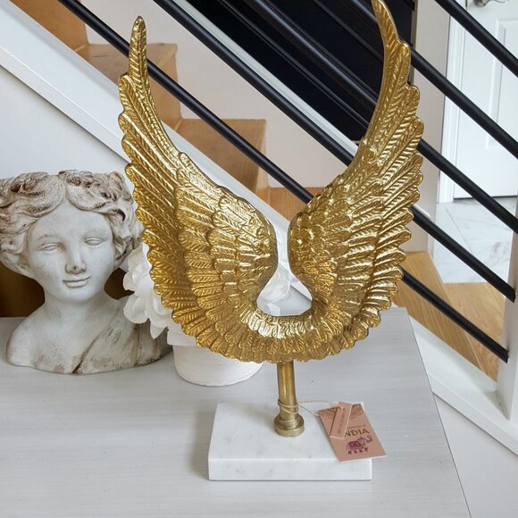 NWT! EXQUISITE Marble & METAL ANGEL WINGS DECOR - Picture 5 of 6